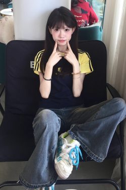 Women's American-Style Raglan Sleeve T-Shirt with Side Striped Letter Print, Slim Fit Summer Top, Casual Y2K Fashion