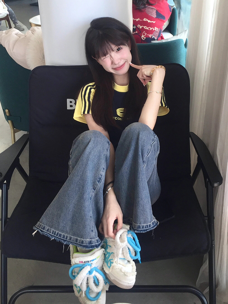 Women's American Style Striped Color-Blocking Raglan Sleeve T-Shirt, Slim Fit Summer Top with Flattering Short Sleeves Women's American Style Striped Color-Blocking Raglan Sleeve T-Shirt, Slim Fit Summer Top with Flattering Short Sleeves