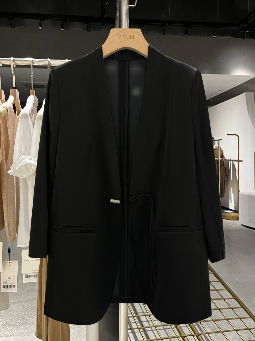 Women's Black Chinese-Style Suit Jacket, Summer Slim-Fit Blazer with Button Closure, Casual High-End Design, 2025 Fashion Women's Black Chinese-Style Suit Jacket, Summer Slim-Fit Blazer with Button Closure, Casual High-End Design, 2025 Fashion