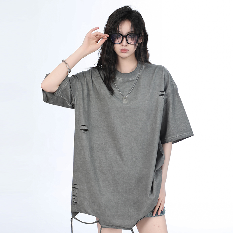 Women's Black Short Sleeve T-Shirt with Hip-Hop Destruction Design - Loose Fit Summer Trend for Casual Style Women's Black Short Sleeve T-Shirt with Hip-Hop Destruction Design - Loose Fit Summer Trend for Casual Style