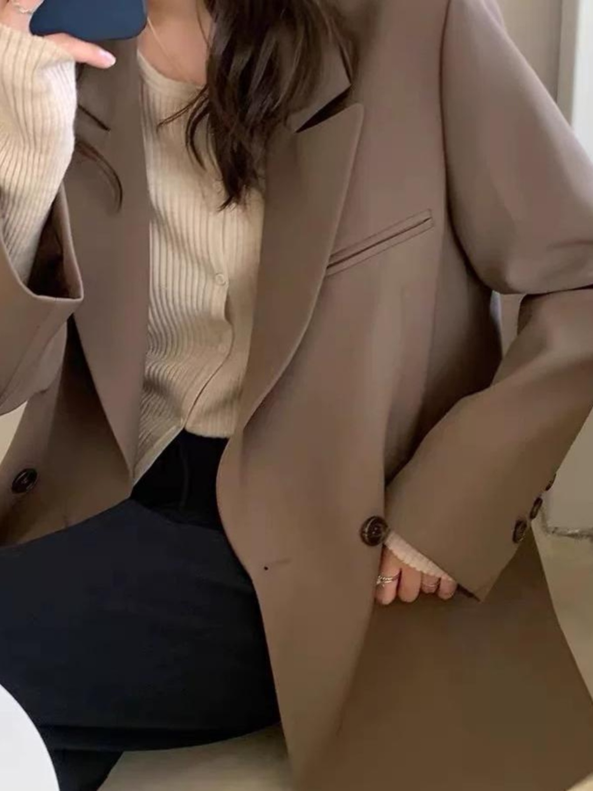 Women's Black Suit Jacket - Elegant High-End Loose Blazer for Spring & Autumn, Casual Fashion Essential Women's Black Suit Jacket - Elegant High-End Loose Blazer for Spring & Autumn, Casual Fashion Essential