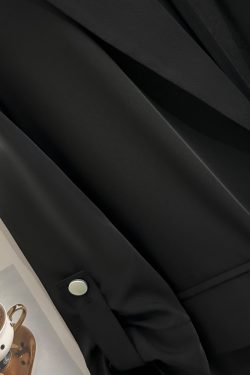 Women's Black Thin Blazer - 2025 Summer Stylish Suit in Unique Lazy Style