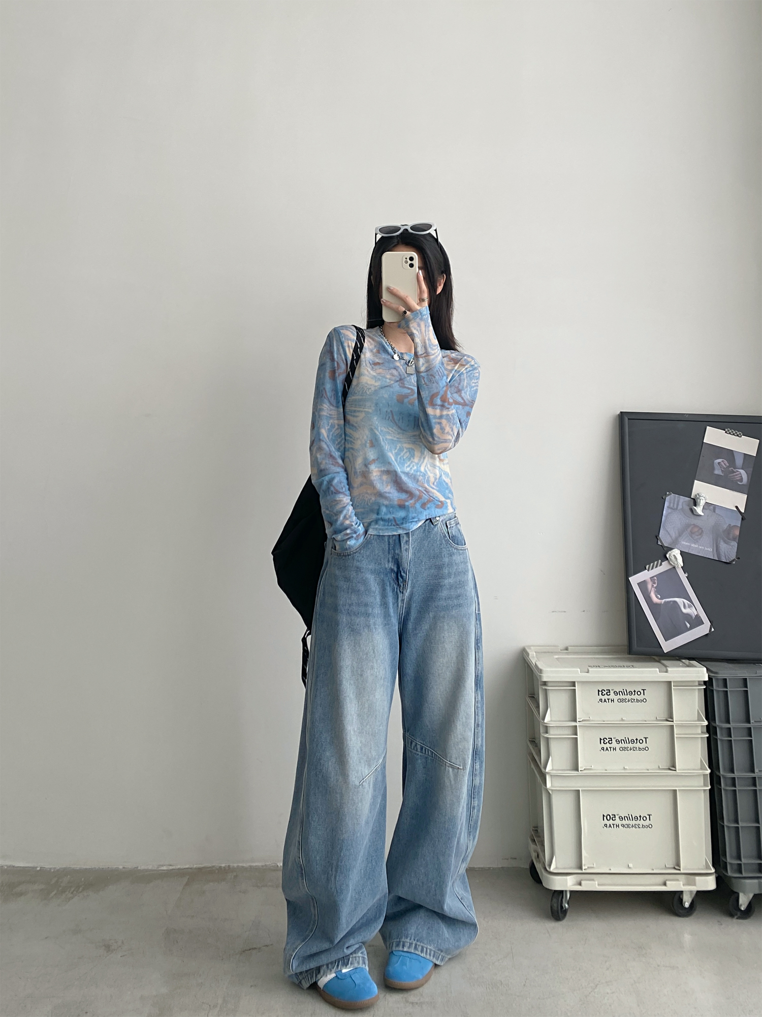 Women's Blue Tie-Dye Long Sleeve T-Shirt - Slim Fit Round Neck with Sun Protection - Summer Korean Style Women's Blue Tie-Dye Long Sleeve T-Shirt - Slim Fit Round Neck with Sun Protection - Summer Korean Style