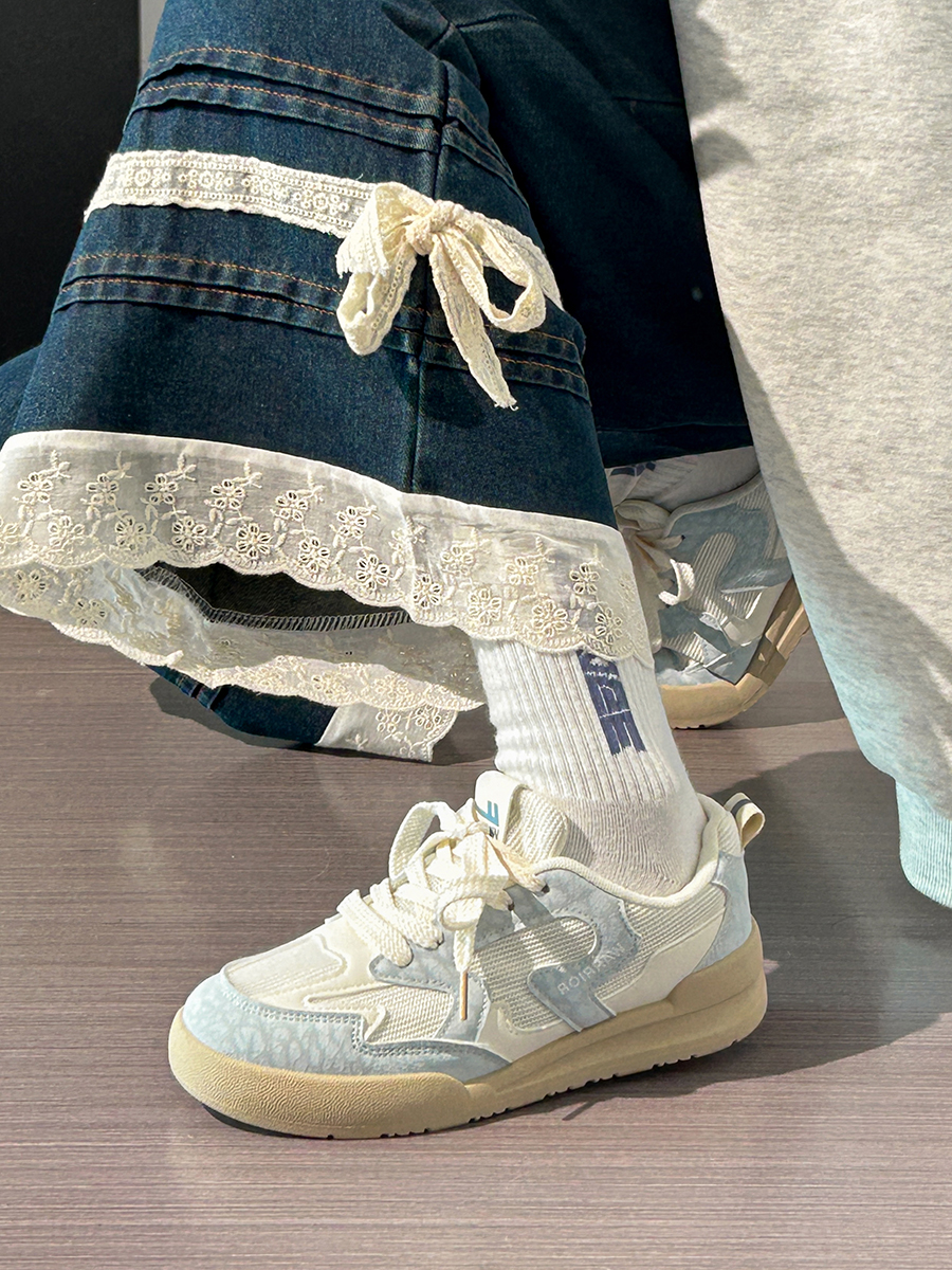 Women's Breathable Mesh Sports Sneakers - Trendy White Canvas Shoes for Summer 2025, Versatile and Stylish for Everyday Wear Women's Breathable Mesh Sports Sneakers - Trendy White Canvas Shoes for Summer 2025, Versatile and Stylish for Everyday Wear