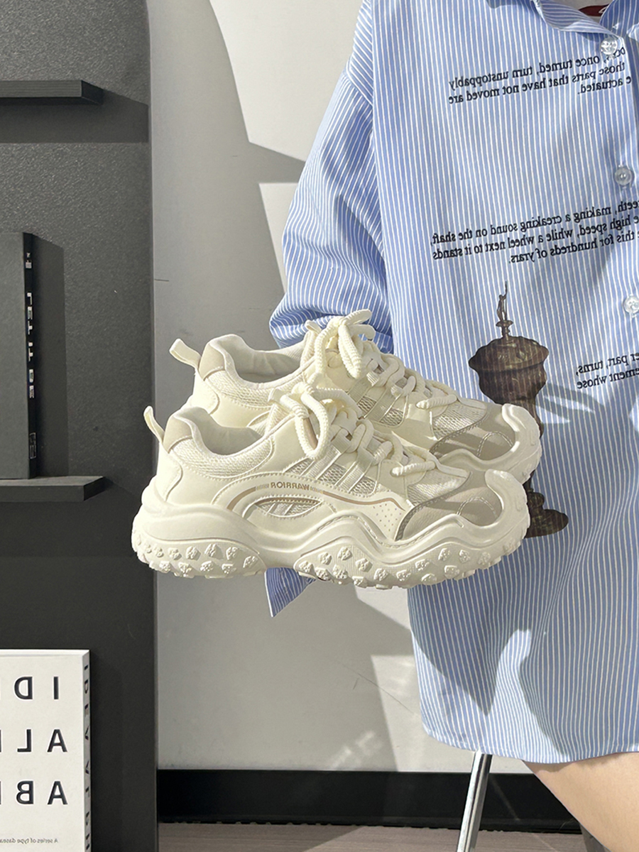 Women's Breathable Soft Sole Mesh Mountaineering Shoes - Versatile Black and White Old Daddy Style for Summer 2025 Women's Breathable Soft Sole Mesh Mountaineering Shoes - Versatile Black and White Old Daddy Style for Summer 2025