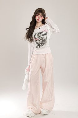 Women's Cat Long Sleeve T-Shirt Sun Protection Cover-Up, Sheer Spring Outfit with Relaxed Fit, Sweet and Spicy Style