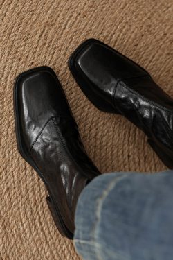 Women's Chunky Heel Ankle Boots - Slim Fit Square Toe Martin Boots for Autumn Winter 2024 in Black