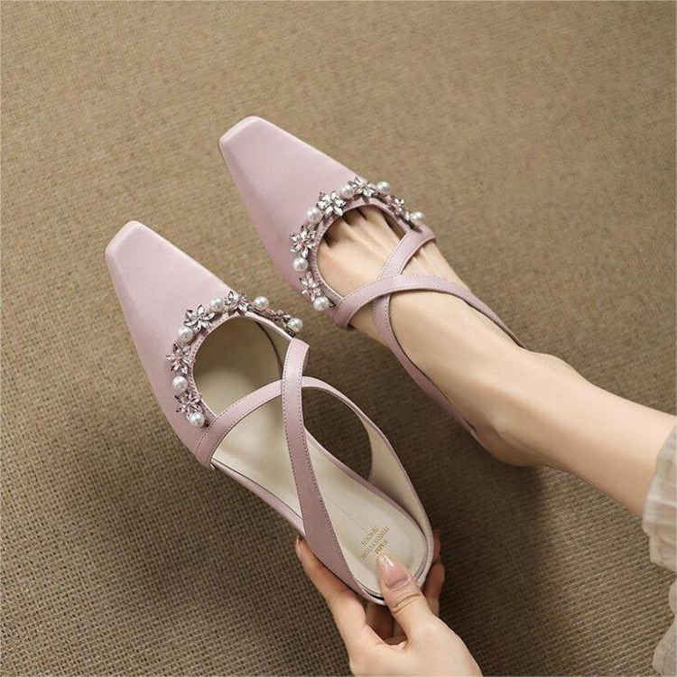 Women's Cross-Strap Ultra-Soft Sandals with Pearl Rhinestone Detail - Fashionable and Versatile Italian Style Footwear Women's Cross-Strap Ultra-Soft Sandals with Pearl Rhinestone Detail - Fashionable and Versatile Italian Style Footwear