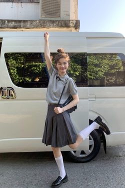 Women's Doll Collar Bow Short-Sleeve Knitted Top - Loose Fit Spring/Summer 2025, Cute and Simple Style