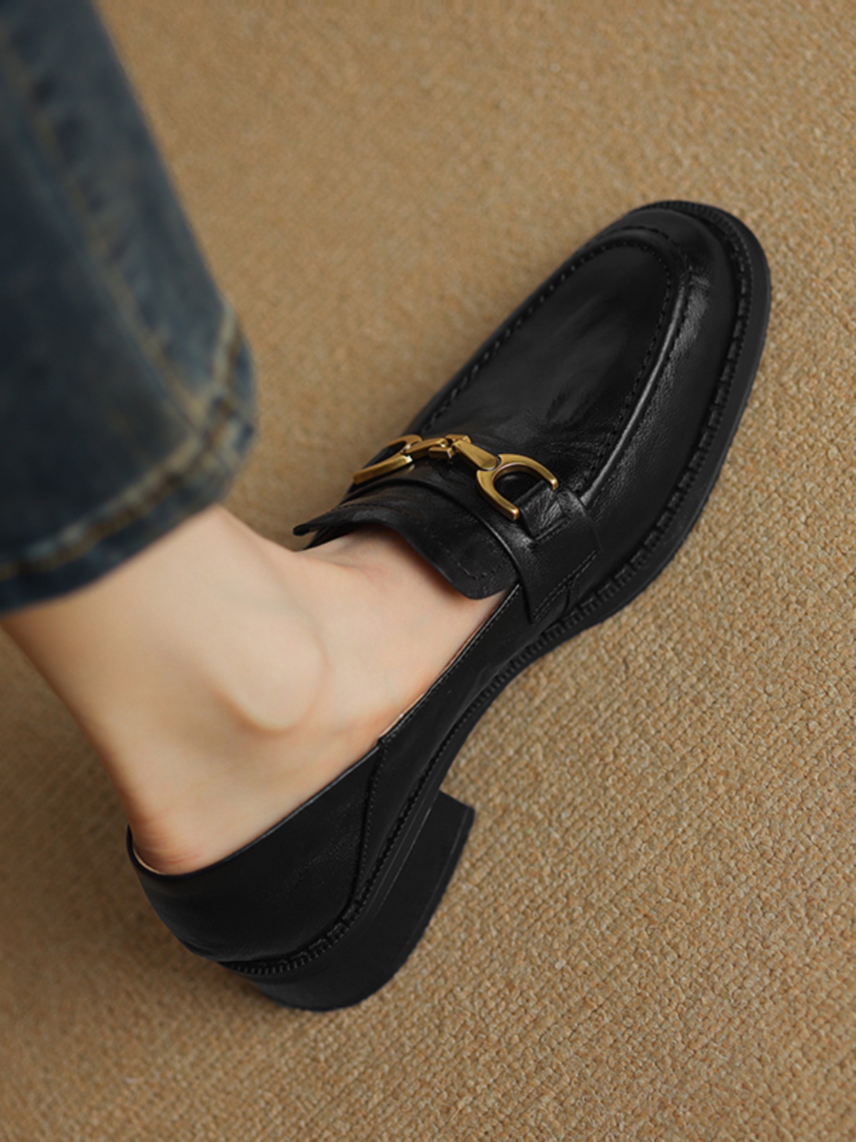 Women's Flat Loafers with Metal Buckle - Small Sheepskin Round Toe Slip-On Shoes in British Style for Spring/Summer Women's Flat Loafers with Metal Buckle - Small Sheepskin Round Toe Slip-On Shoes in British Style for Spring/Summer