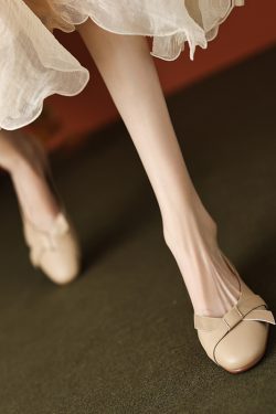 Women's French Retro Round-Toe Genuine Leather Chunky Heel Bowknot Single Shoes - Artistic Deer and Nara Design