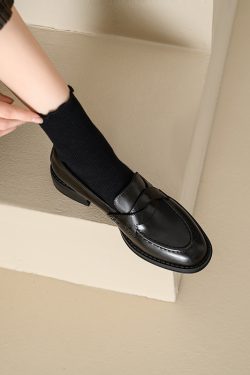 Women's Genuine Leather Slip-On Loafers - Mid-Heel College Style Flats for Commuting - Chic Casual Footwear