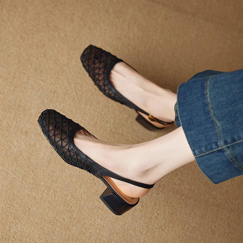 Women’s Genuine Leather Square-Toe Mesh Sandals - Breathable Mid-Heel Summer Footwear, Versatile Closed-Toe Style for 2025 Women’s Genuine Leather Square-Toe Mesh Sandals - Breathable Mid-Heel Summer Footwear, Versatile Closed-Toe Style for 2025