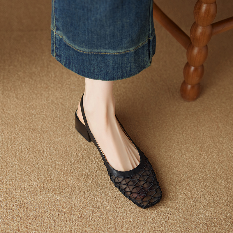 Women’s Genuine Leather Square-Toe Mesh Sandals - Breathable Mid-Heel Summer Footwear, Versatile Closed-Toe Style for 2025 Women’s Genuine Leather Square-Toe Mesh Sandals - Breathable Mid-Heel Summer Footwear, Versatile Closed-Toe Style for 2025