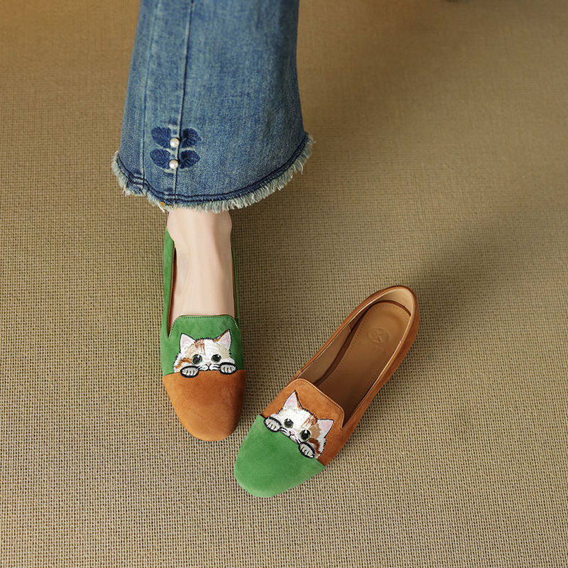 Women's Genuine Leather Suede Lucky Cat Embroidered Slip-On Loafers with Low Chunky Heels - Trendy Y2K Inspired Footwear Women's Genuine Leather Suede Lucky Cat Embroidered Slip-On Loafers with Low Chunky Heels - Trendy Y2K Inspired Footwear