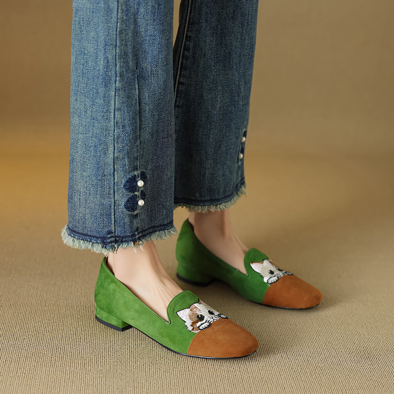 Women's Genuine Leather Suede Lucky Cat Embroidered Slip-On Loafers with Low Chunky Heels - Trendy Y2K Inspired Footwear Women's Genuine Leather Suede Lucky Cat Embroidered Slip-On Loafers with Low Chunky Heels - Trendy Y2K Inspired Footwear