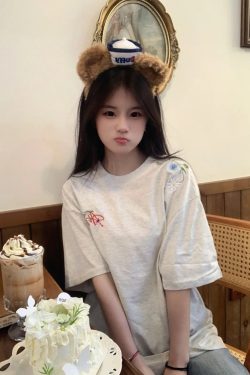 Women's Gray Floral Embroidered High Street T-Shirt - Summer Short Sleeve Heavyweight Cotton Top, Trendy American Style