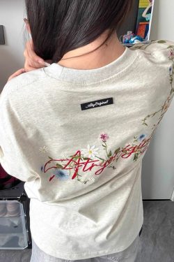 Women's Gray Floral Embroidered High Street T-Shirt - Summer Short Sleeve Heavyweight Cotton Top, Trendy American Style