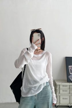 Women's Gray Semi-Transparent Round Neck Sun Protection T-Shirt - Loose Fit, Long Sleeve Knitted Top for Summer, Korean Style Fashion