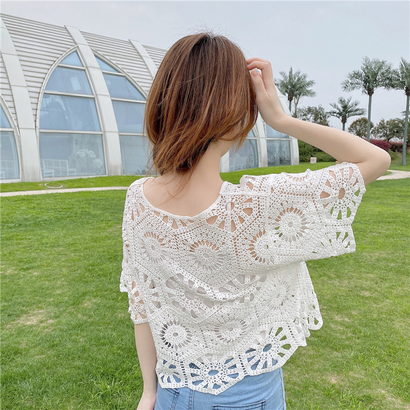 Women's Lace Pullover Top - Short Sleeve Sun Protection Shawl Cover-Up - Stylish Summer Fashion Women's Lace Pullover Top - Short Sleeve Sun Protection Shawl Cover-Up - Stylish Summer Fashion