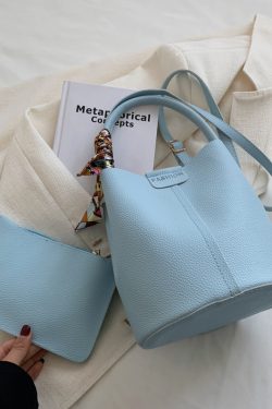 Women's Large Capacity Crossbody Bag - High-End Summer 2025 Trendy Tote Bucket Bag for Stylish Everyday Use