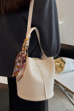 Women's Large Capacity Crossbody Bag - High-End Summer 2025 Trendy Tote Bucket Bag for Stylish Everyday Use