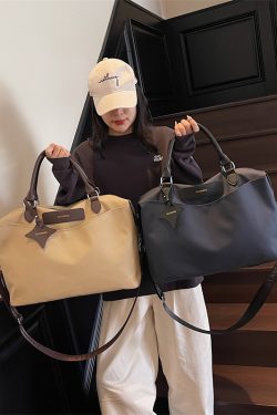 Women's Large Capacity Travel Bag - Versatile Gym Tote, Stylish Business Luggage for Short Trips, High-End Carry-On Bag