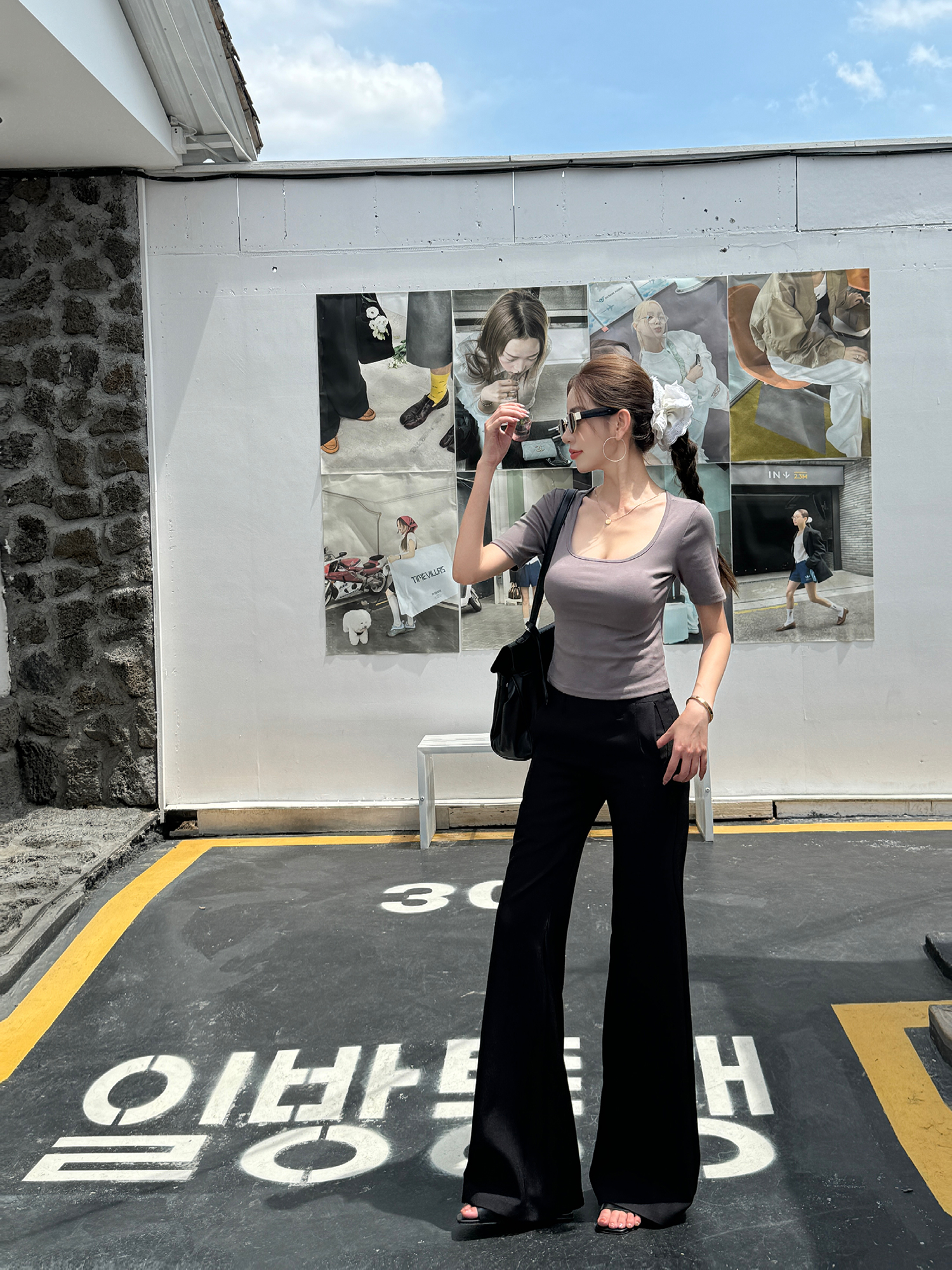 Women's Light Fabric Short Sleeve Square Neck T-Shirt - Solid Color, High Waist Slim Fit, Off-Shoulder Style for Spring/Summer Women's Light Fabric Short Sleeve Square Neck T-Shirt - Solid Color, High Waist Slim Fit, Off-Shoulder Style for Spring/Summer