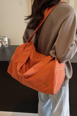 Women's Lightweight Crossbody Sports Bag - Large Capacity Fitness Shoulder Bag for Short Trips & Versatile Travel Use