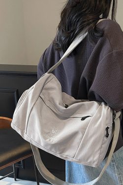 Women's Lightweight Fitness Sports Bag - Large Capacity Commuting Shoulder Crossbody Bag for Travel and Short Trips