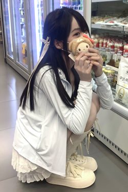 Women's Lightweight Hooded Sun Protection Jacket - UPF 50+ Ice Silk Breathable Cape Cardigan for Summer Outdoor Wear