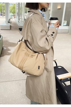 Women's Lightweight Large Capacity Sports Fitness Bag - Versatile Crossbody Travel Storage Shoulder Bag