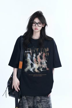 Women’s Loose Heavyweight Short-Sleeve T-Shirt with 'Sit and Eat Until the Mountains Are Empty' Shadow Print – Summer 2023 Style