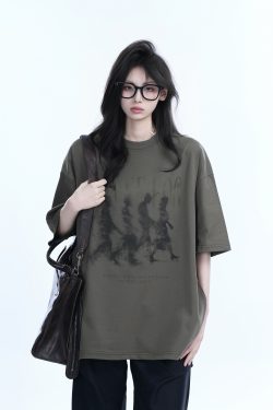 Women’s Loose Heavyweight Short-Sleeve T-Shirt with 'Sit and Eat Until the Mountains Are Empty' Shadow Print – Summer 2023 Style