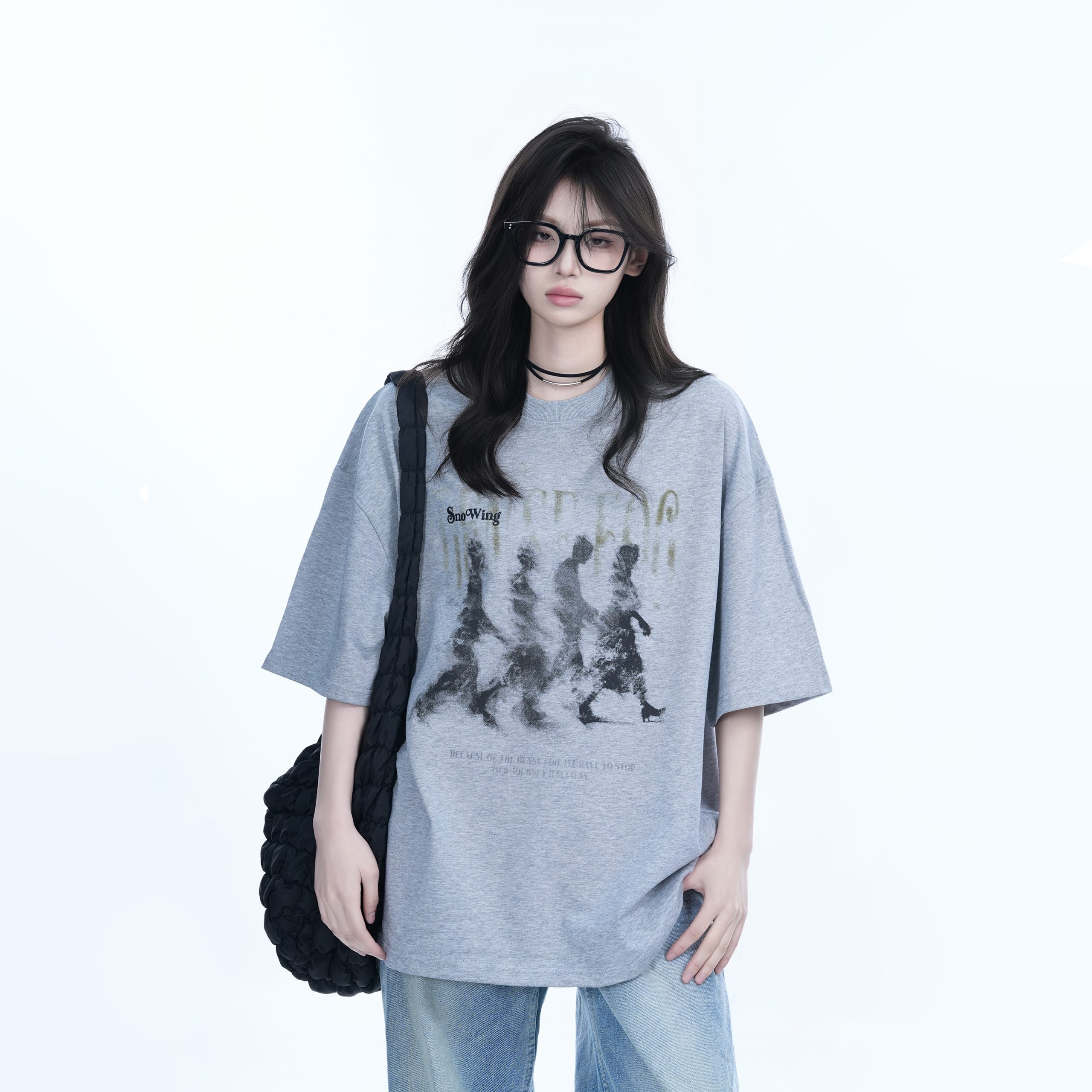 Women’s Loose Heavyweight Short-Sleeve T-Shirt with 'Sit and Eat Until the Mountains Are Empty' Shadow Print – Summer 2023 Style Women’s Loose Heavyweight Short-Sleeve T-Shirt with 'Sit and Eat Until the Mountains Are Empty' Shadow Print – Summer 2023 Style