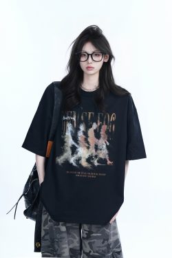 Women’s Loose Heavyweight Short-Sleeve T-Shirt with 'Sit and Eat Until the Mountains Are Empty' Shadow Print – Summer 2023 Style