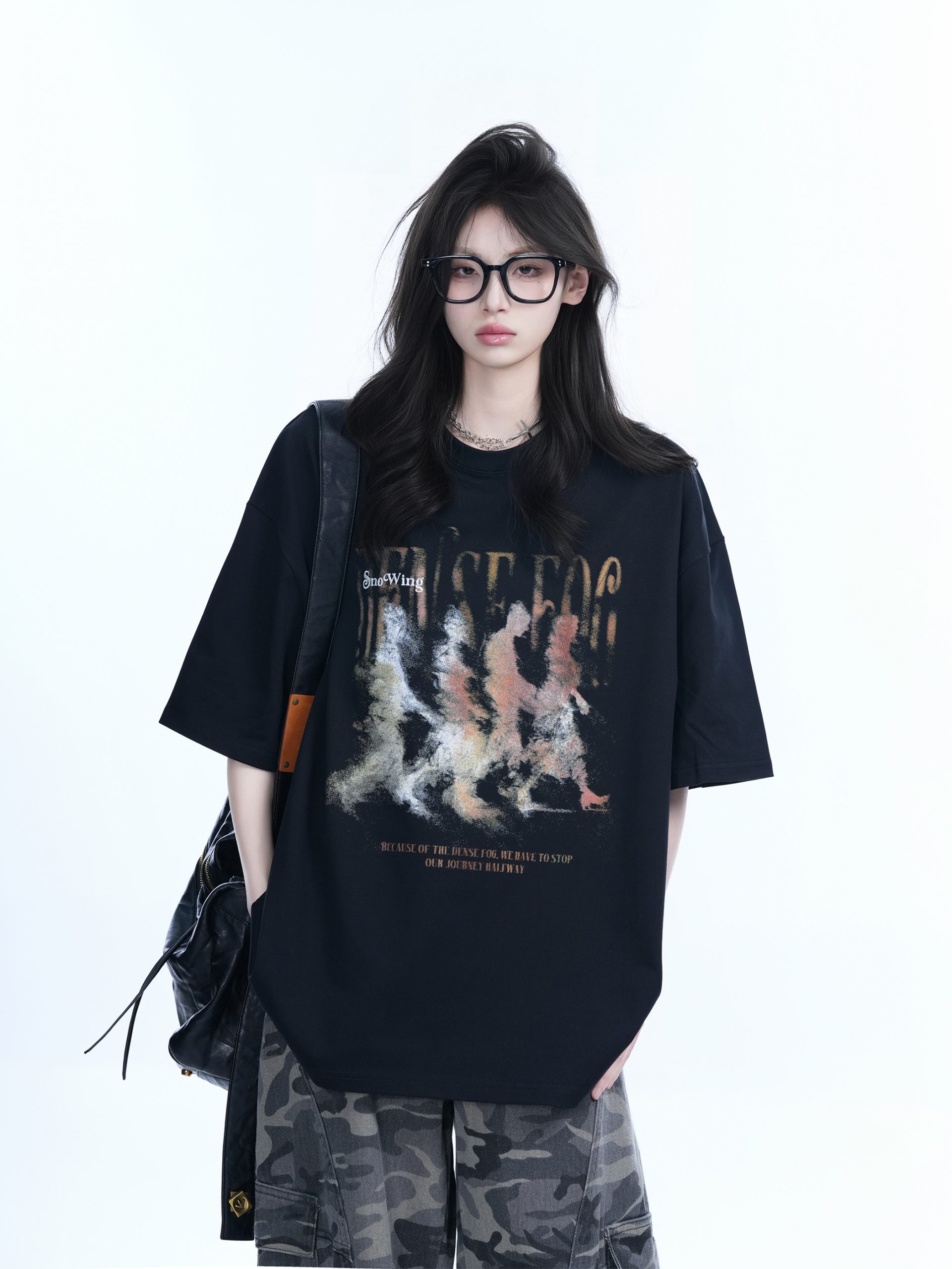 Women’s Loose Heavyweight Short-Sleeve T-Shirt with 'Sit and Eat Until the Mountains Are Empty' Shadow Print – Summer 2023 Style Women’s Loose Heavyweight Short-Sleeve T-Shirt with 'Sit and Eat Until the Mountains Are Empty' Shadow Print – Summer 2023 Style