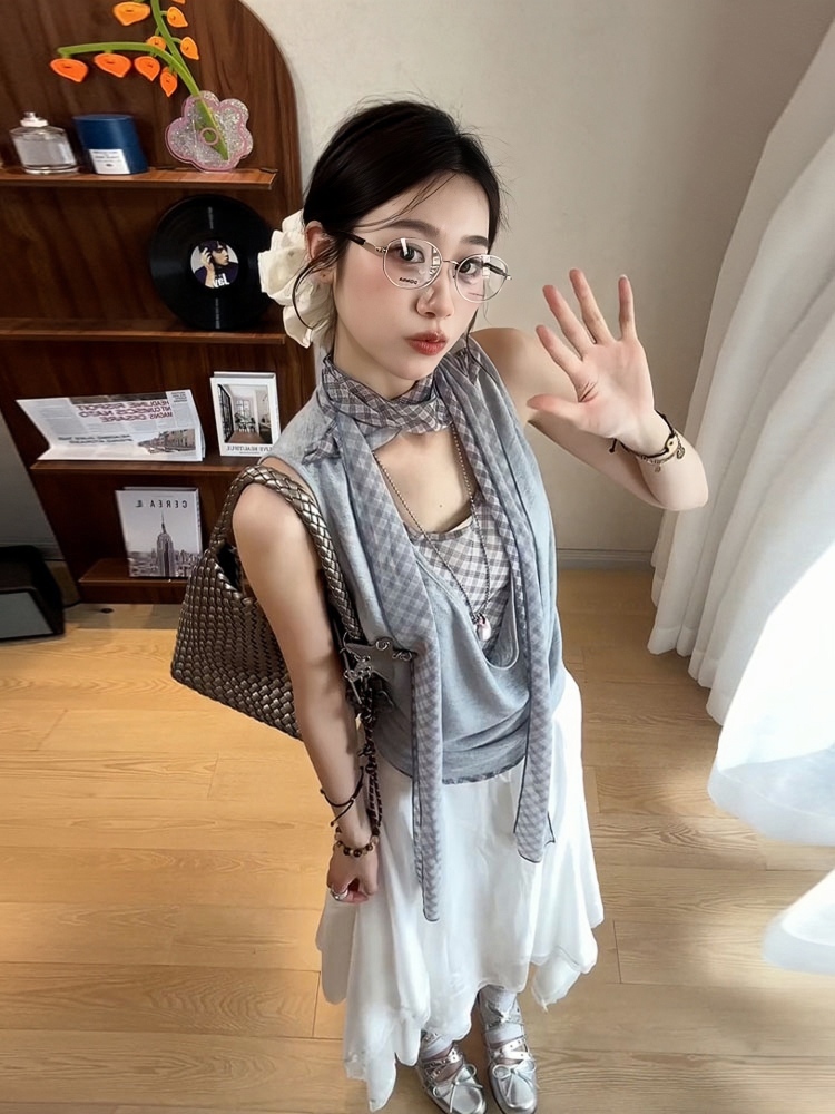 Women's Off-Shoulder Spliced Fake Two-Piece T-Shirt, Summer Plaid Sleeveless Vest, Chic Sexy Casual Top Women's Off-Shoulder Spliced Fake Two-Piece T-Shirt, Summer Plaid Sleeveless Vest, Chic Sexy Casual Top