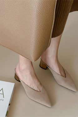 Women's Open-Toe Mid-Heel Half Slippers in French Lambskin - Comfortable Pointed Toe Design for Chic Italian Style