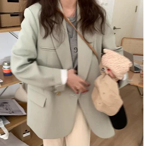 Women's Oversized Black Double-Breasted Suit Jacket - Trendy 2025 Spring Style, Loose Silhouette, High-End Fashion Women's Oversized Black Double-Breasted Suit Jacket - Trendy 2025 Spring Style, Loose Silhouette, High-End Fashion