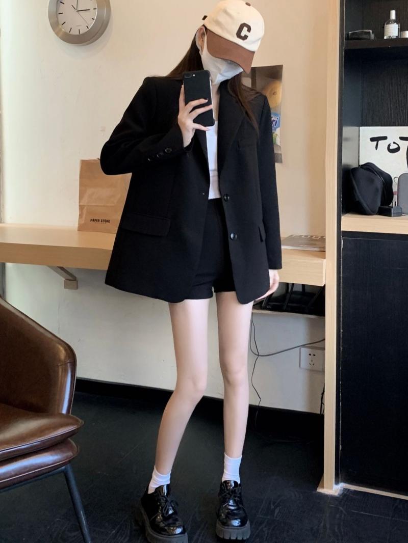 Women's Oversized Black Suit Jacket - Casual High-End Blazer for Petite Sizes, Spring Autumn 2025 Fashion Women's Oversized Black Suit Jacket - Casual High-End Blazer for Petite Sizes, Spring Autumn 2025 Fashion