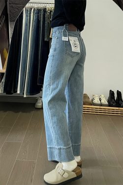 Women's Petite Plus Size Summer Slim Fit Loose Straight Nine-Point Jeans for Curvy Style