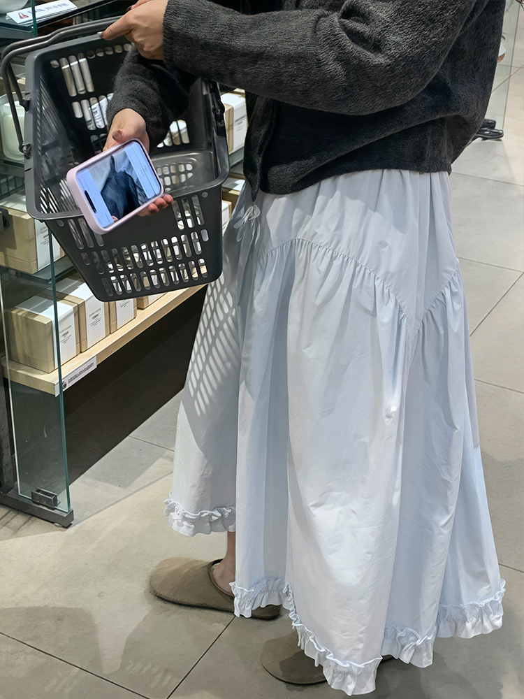 Women's Plus Size Light Blue Lace A-Line Midi Skirt, Slimming Design for Pear-Shaped Body, Trendy 2025 Style Women's Plus Size Light Blue Lace A-Line Midi Skirt, Slimming Design for Pear-Shaped Body, Trendy 2025 Style