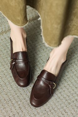 Women's Retro British Style Genuine Leather Slip-On Loafers with Medium Chunky Heel - Two-Way Wear for Spring Fashion
