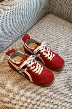 Women's Retro Lace-Up Sneakers in Cloud Yellow - 2025 Casual Sports Shoes for Versatile Style, Y2K Inspired Fashion