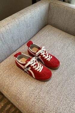 Women's Retro Lace-Up Sneakers in Cloud Yellow - 2025 Casual Sports Shoes for Versatile Style, Y2K Inspired Fashion