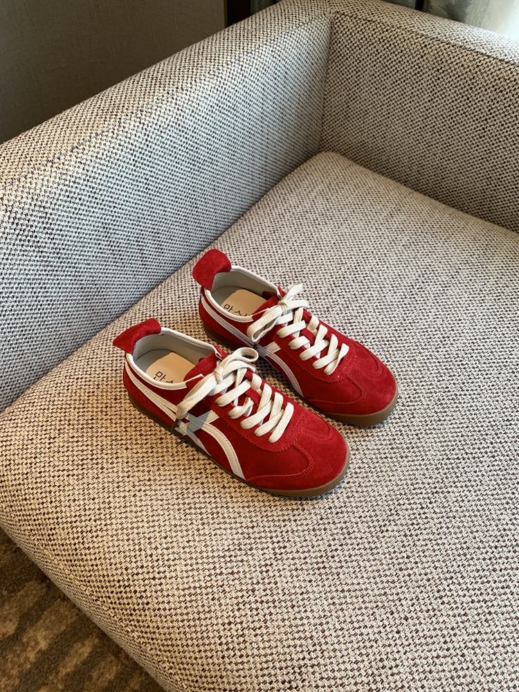 Women's Retro Lace-Up Sneakers in Cloud Yellow - 2025 Casual Sports Shoes for Versatile Style, Y2K Inspired Fashion Women's Retro Lace-Up Sneakers in Cloud Yellow - 2025 Casual Sports Shoes for Versatile Style, Y2K Inspired Fashion