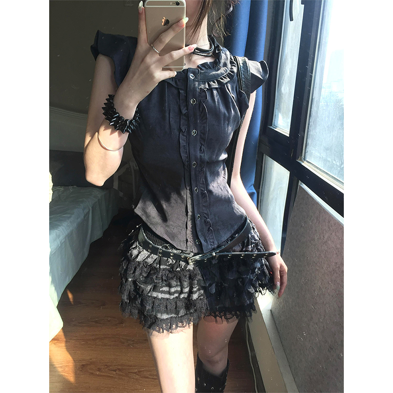 Women's Retro Ruffled Edge Spliced Gray Shirt, Slim Fit Flutter Sleeve Top for Summer, Vintage Subculture Style Women's Retro Ruffled Edge Spliced Gray Shirt, Slim Fit Flutter Sleeve Top for Summer, Vintage Subculture Style