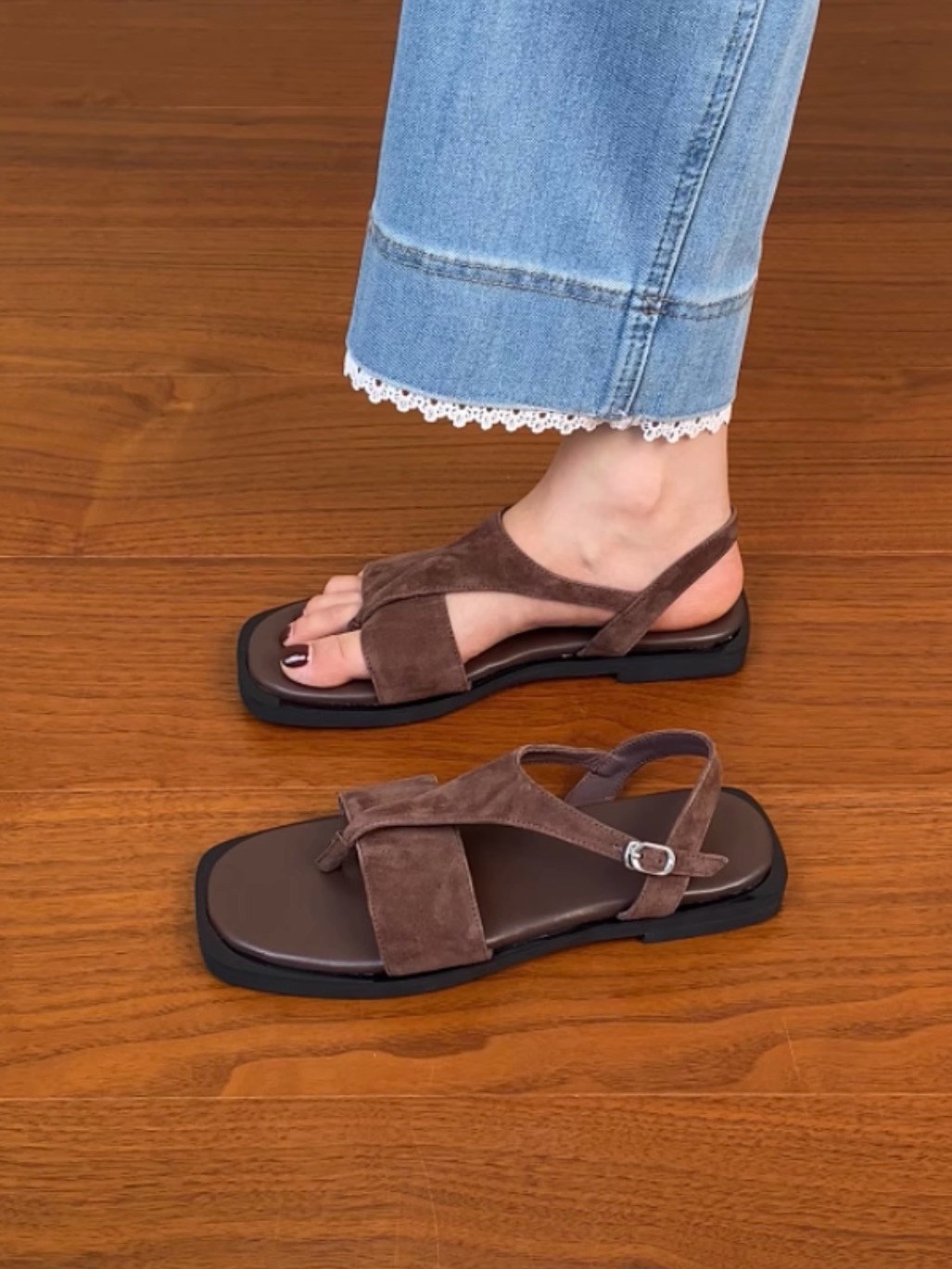 Women's Sanded Sheepskin Thong Flat Square-Toe Sandals - Versatile Open-Toe Roman Style for Summer 2025 Women's Sanded Sheepskin Thong Flat Square-Toe Sandals - Versatile Open-Toe Roman Style for Summer 2025