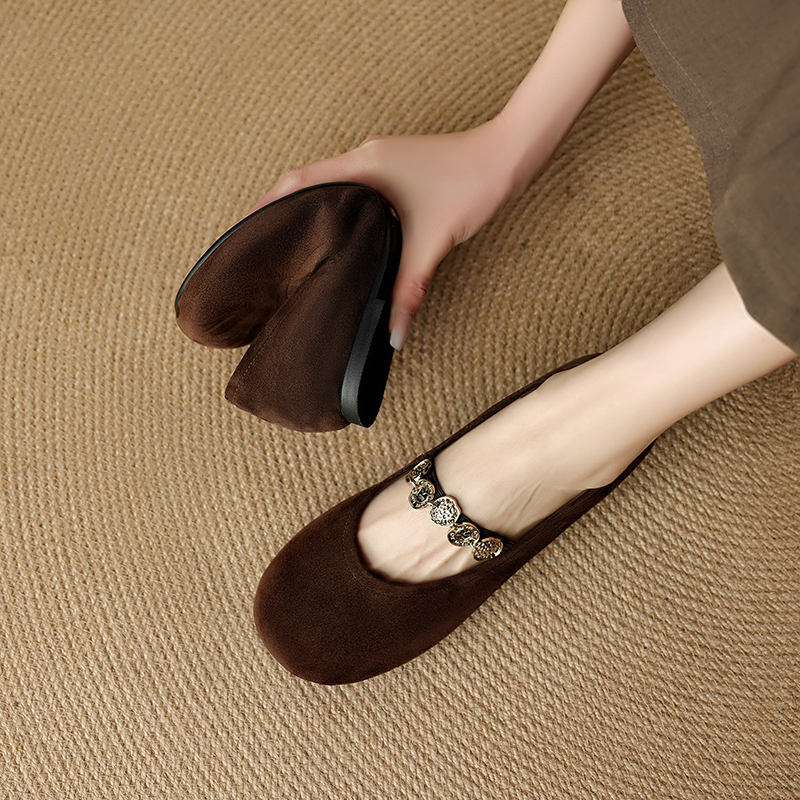 Women's Shallow Round-Toe Mary Jane Shoes - Comfortable Italian Flat Shoes for Everyday Wear Women's Shallow Round-Toe Mary Jane Shoes - Comfortable Italian Flat Shoes for Everyday Wear